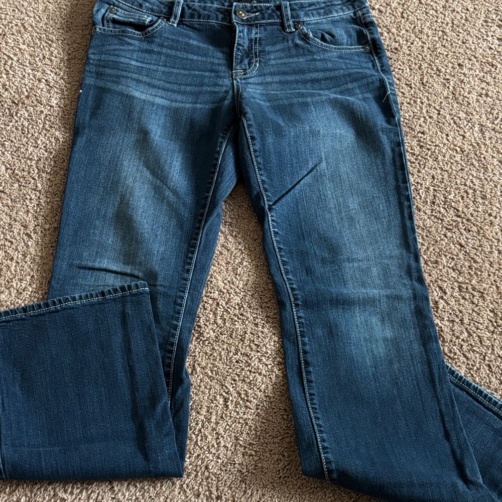 Apt. 9 Women's Dark Blue Straight Leg Jeans